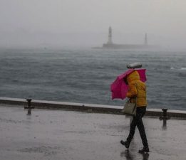 AKOM’dan İstanbul’a şiddetli gök gürültülü sağanak ve fırtına uyarısı!