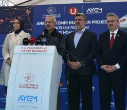Bakan Uraloğlu’ndan ‘Ankara-İzmir Hızlı Tren Hattı’ açıklaması